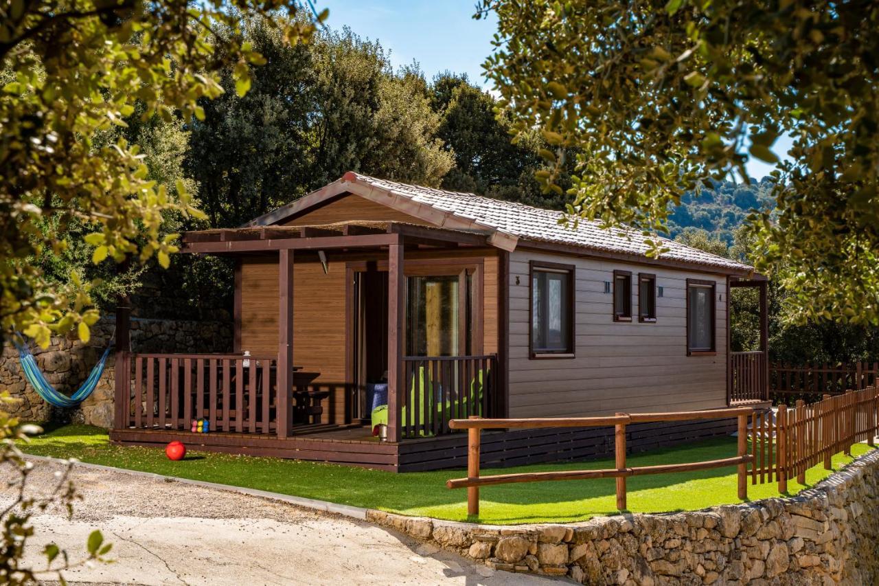 Vilanova de Prades Camping Bungalow Serra De Prades Resort المظهر الخارجي الصورة