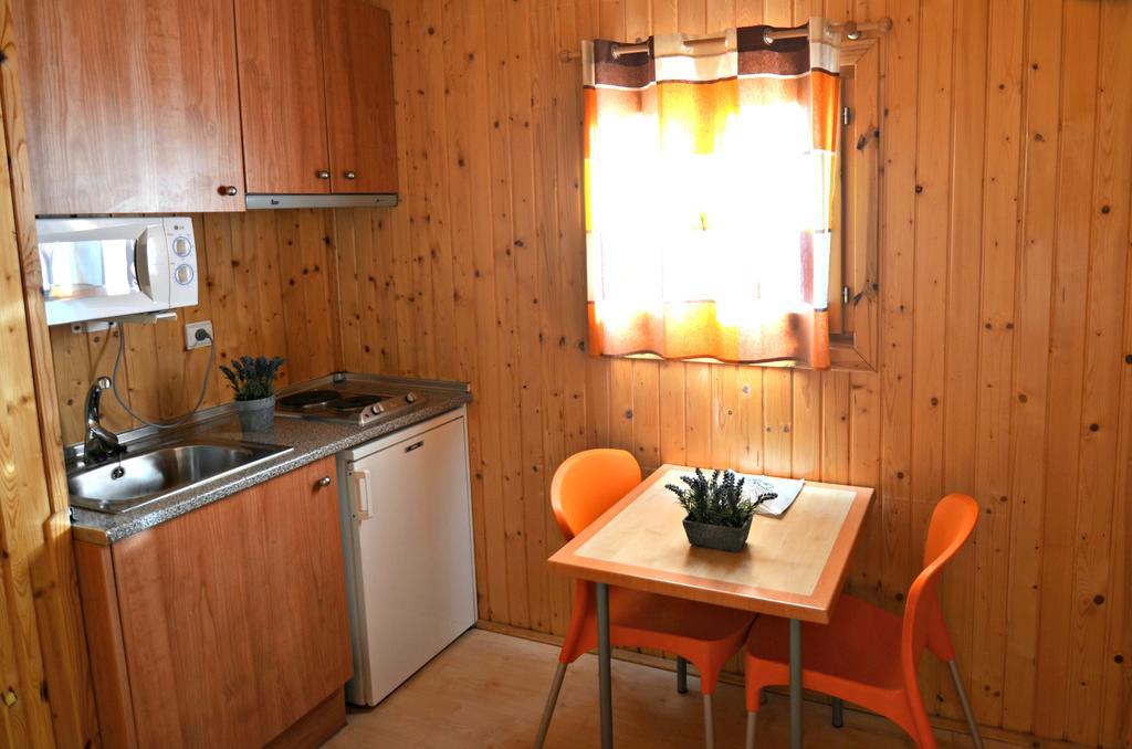 Vilanova de Prades Camping Bungalow Serra De Prades Resort المظهر الخارجي الصورة